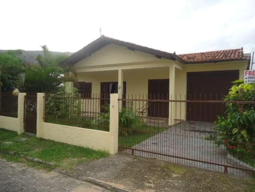 Foto 1 de Casa com 3 Quartos à venda, 96m² em São João do Rio Vermelho, Florianópolis