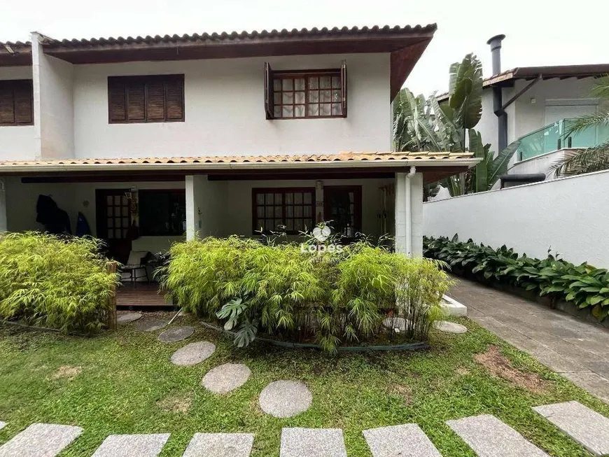 Foto 1 de Casa de Condomínio com 2 Quartos à venda, 58m² em Riviera de São Lourenço, Bertioga