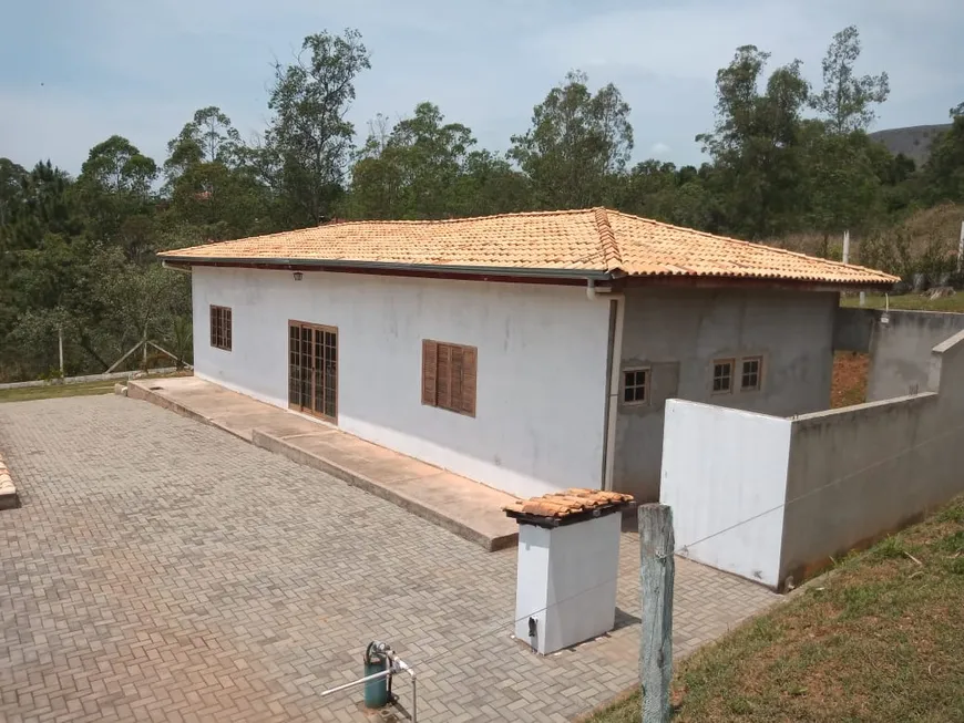 Foto 1 de Fazenda/Sítio com 2 Quartos à venda, 300m² em Recanto das Acácias, São Roque