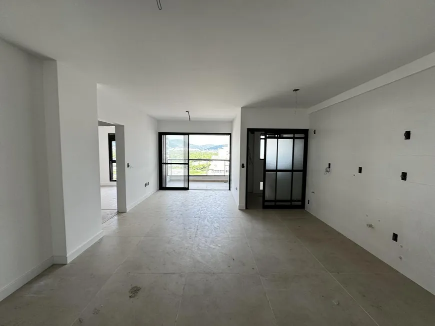 Foto 1 de Apartamento com 2 Quartos à venda, 80m² em Trindade, Florianópolis