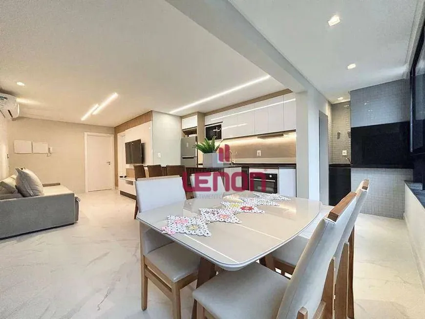 Foto 1 de Apartamento com 2 Quartos à venda, 79m² em Bombas, Bombinhas