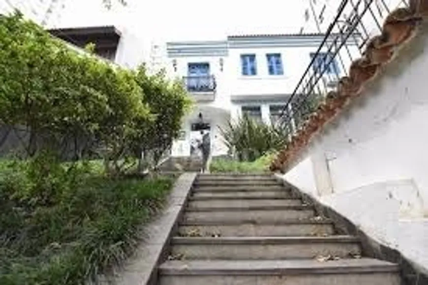 Foto 1 de Casa com 3 Quartos à venda, 300m² em Bela Vista, Porto Alegre