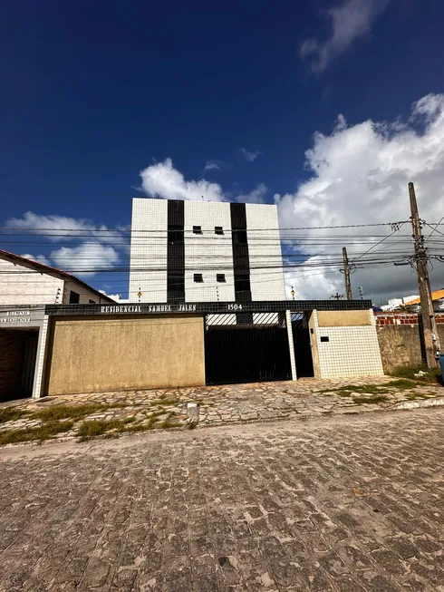 Foto 1 de Apartamento com 3 Quartos para alugar, 100m² em Bessa, João Pessoa