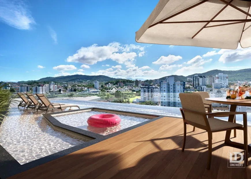 Foto 1 de Apartamento com 2 Quartos à venda, 81m² em Praia Brava, Itajaí
