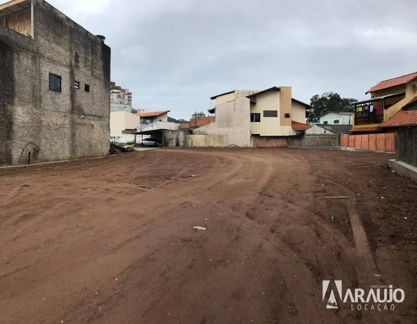 Foto 1 de Lote/Terreno para alugar, 798m² em Centro, Itajaí