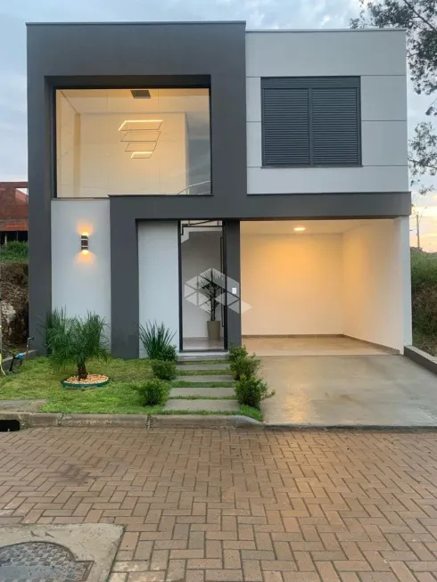 Foto 1 de Casa de Condomínio com 2 Quartos à venda, 126m² em Stella Maris, Alvorada