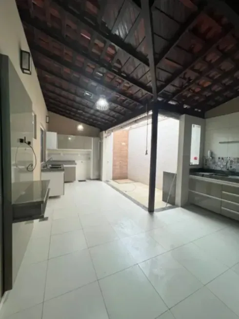 Foto 1 de Casa com 3 Quartos à venda, 145m² em Terra Firme, Belém