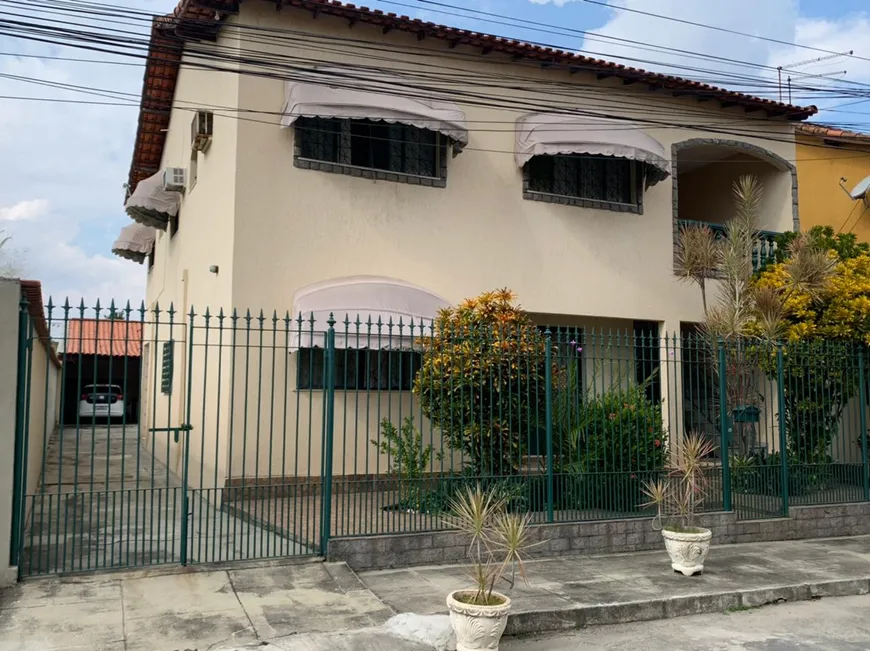 Foto 1 de Casa com 4 Quartos à venda, 250m² em Rio Varzea, Itaboraí