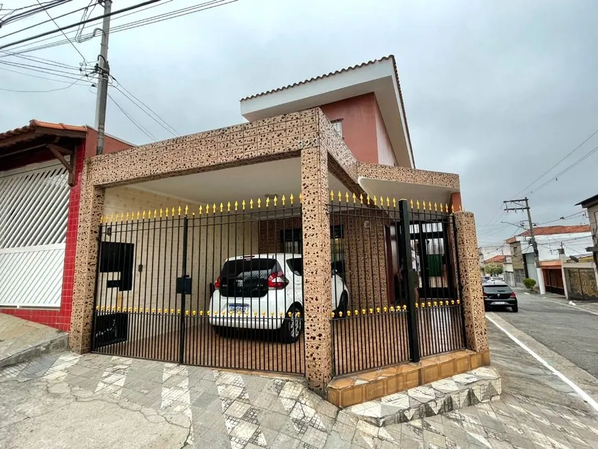 Foto 1 de Sobrado com 4 Quartos para alugar, 130m² em Chácara Mafalda, São Paulo