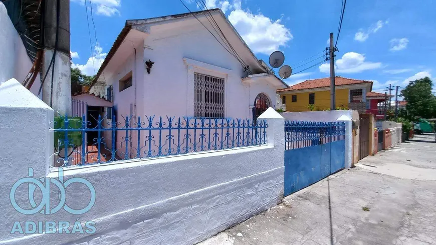 Foto 1 de Casa com 3 Quartos para alugar, 160m² em Ramos, Rio de Janeiro