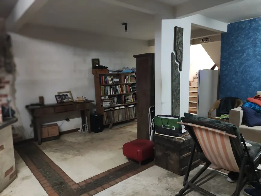 Foto 1 de Casa com 5 Quartos à venda, 260m² em Jardim Camburi, Vitória