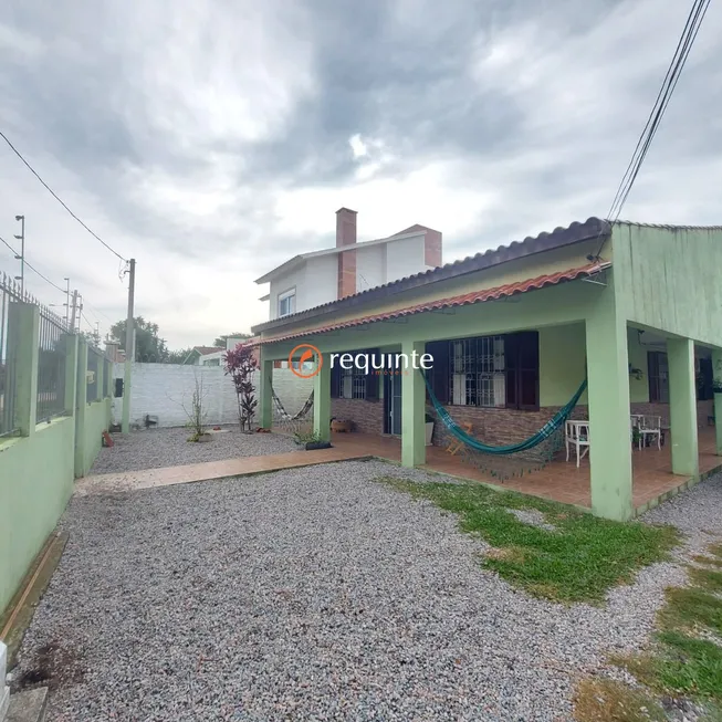 Foto 1 de Casa com 3 Quartos à venda, 140m² em Laranjal, Pelotas