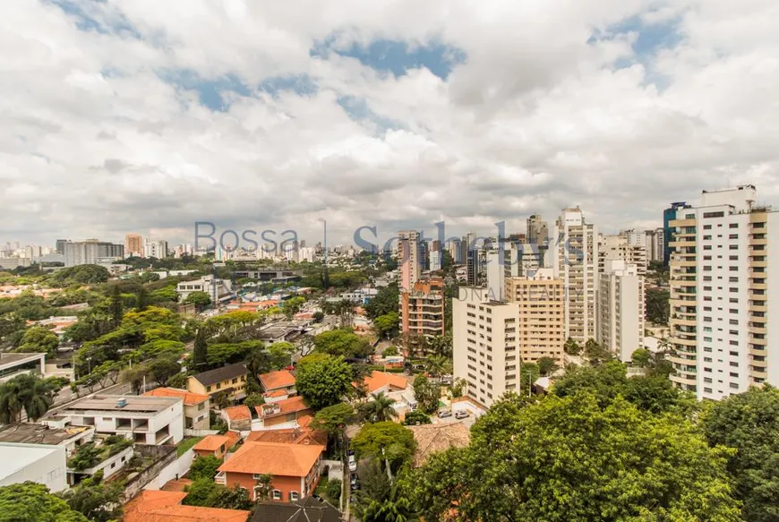 Foto 1 de Apartamento com 4 Quartos à venda, 428m² em Moema, São Paulo