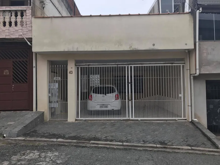 Foto 1 de Casa com 2 Quartos à venda, 80m² em Jardim dos Bichinhos, São Paulo