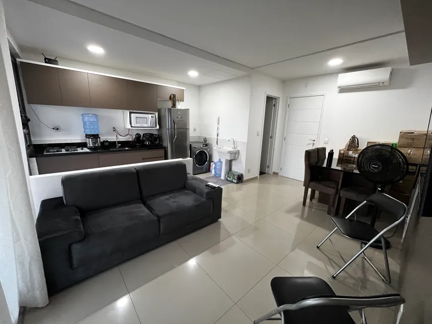 Foto 1 de Apartamento com 1 Quarto para alugar, 53m² em Adrianópolis, Manaus