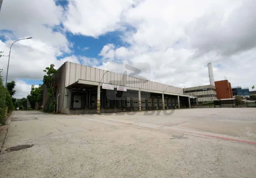 Foto 1 de Galpão/Depósito/Armazém para alugar, 22000m² em Tamboré, Barueri