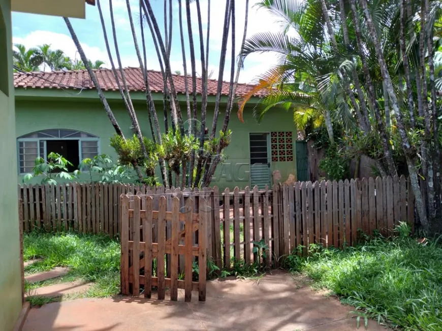 Foto 1 de Fazenda/Sítio com 3 Quartos à venda, 345m² em Centro, São Simão