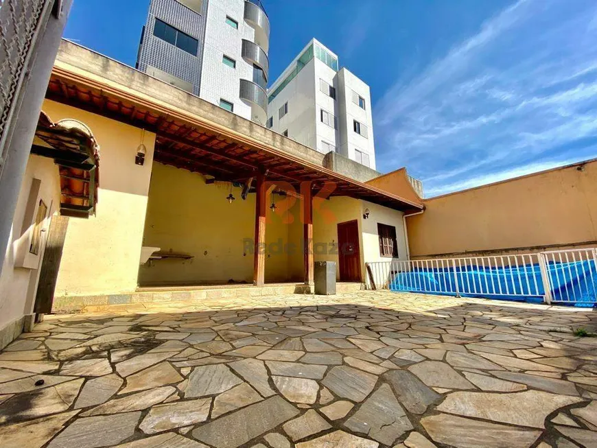 Foto 1 de Casa com 6 Quartos à venda, 415m² em Palmares, Belo Horizonte