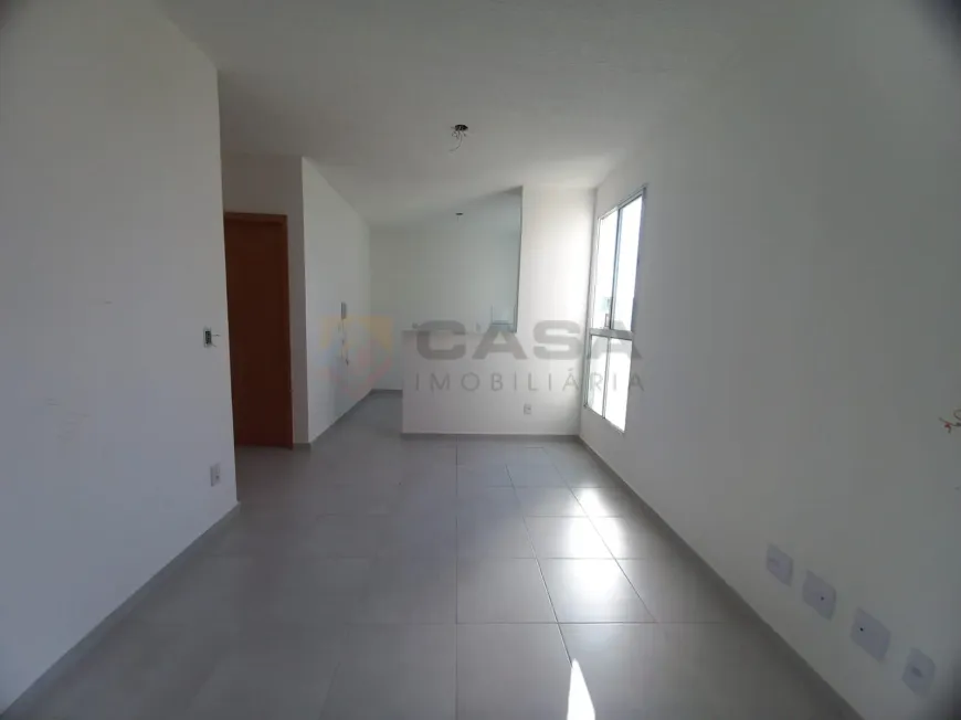 Foto 1 de Apartamento com 2 Quartos à venda, 45m² em Manguinhos, Serra