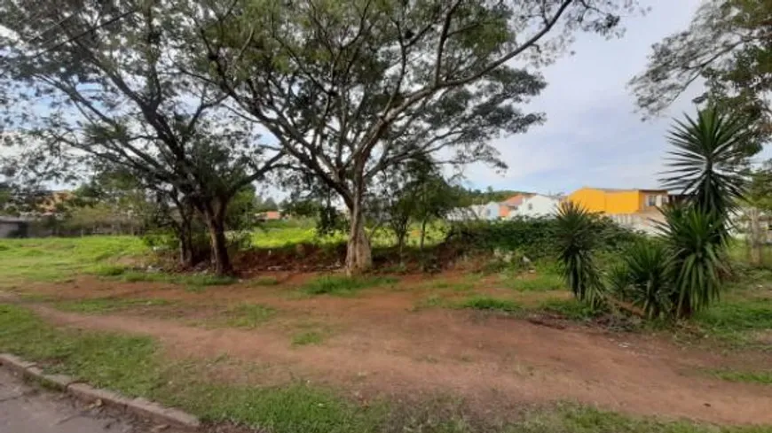 Foto 1 de Lote/Terreno à venda, 3300m² em Guarujá, Porto Alegre