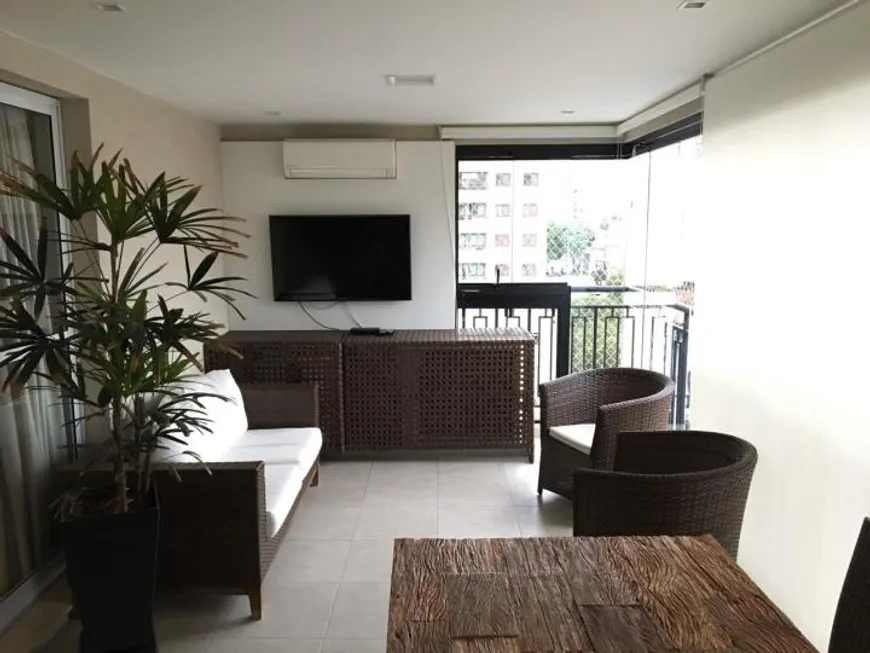 Foto 1 de Apartamento com 3 Quartos à venda, 141m² em Vila Mariana, São Paulo