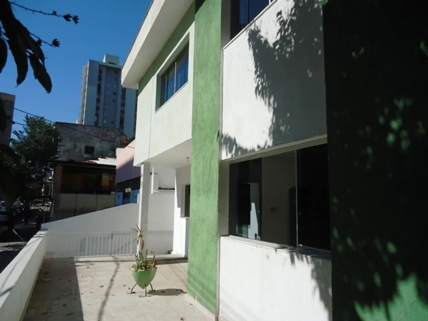 Foto 1 de Casa com 4 Quartos à venda, 249m² em Barro Preto, Belo Horizonte