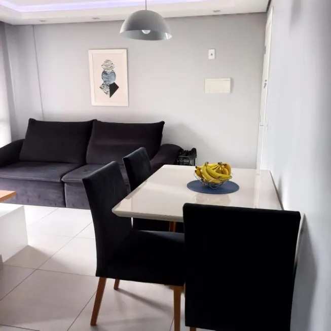 Foto 1 de Apartamento com 2 Quartos à venda, 52m² em Quitaúna, Osasco