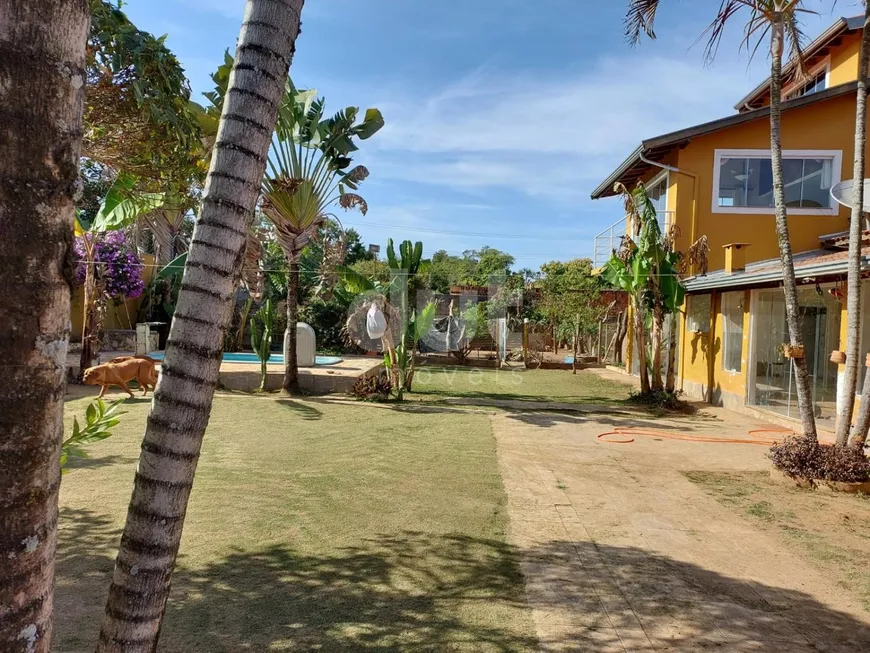 Foto 1 de Fazenda/Sítio com 4 Quartos à venda, 350m² em Recanto dos Dourados, Campinas