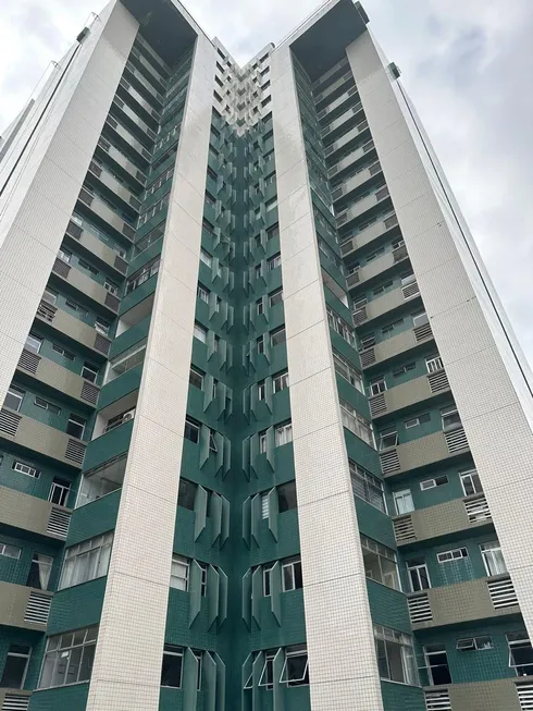 Foto 1 de Apartamento com 4 Quartos à venda, 170m² em Espinheiro, Recife