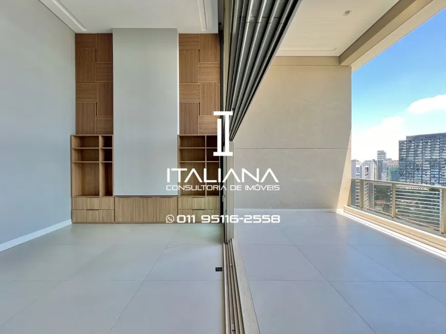 Foto 1 de Apartamento com 4 Quartos à venda, 275m² em Vila Olímpia, São Paulo