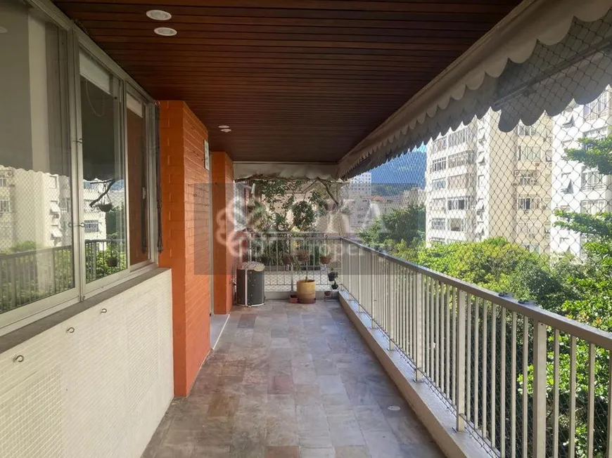 Foto 1 de Apartamento com 2 Quartos à venda, 104m² em Laranjeiras, Rio de Janeiro