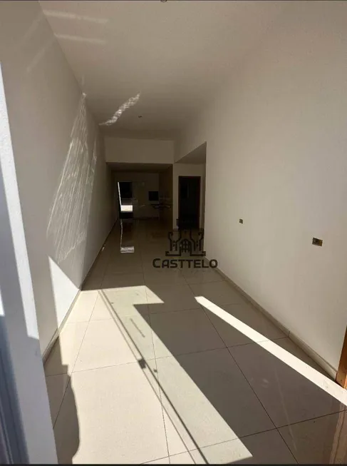 Foto 1 de Casa com 2 Quartos à venda, 75m² em Colinas, Londrina