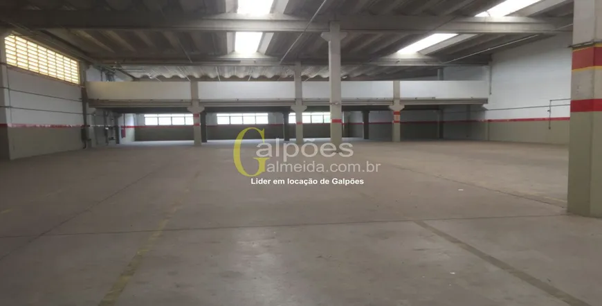 Foto 1 de Galpão/Depósito/Armazém para alugar, 2400m² em Tamboré, Barueri