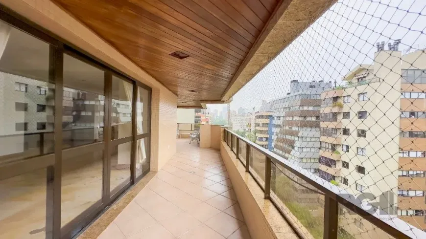 Foto 1 de Cobertura com 3 Quartos à venda, 502m² em Bela Vista, Porto Alegre