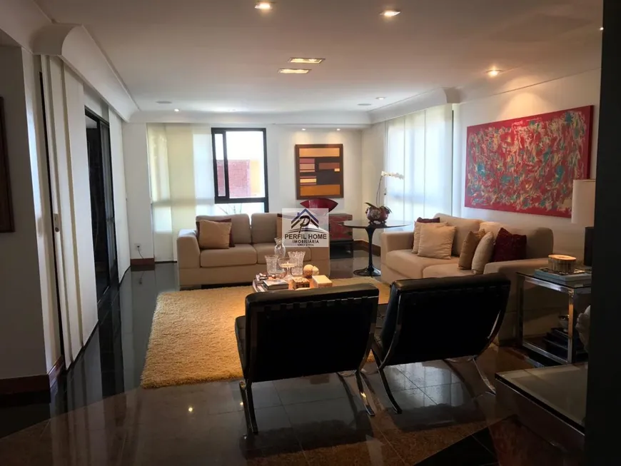 Foto 1 de Apartamento com 4 Quartos à venda, 235m² em Alto do Itaigara, Salvador