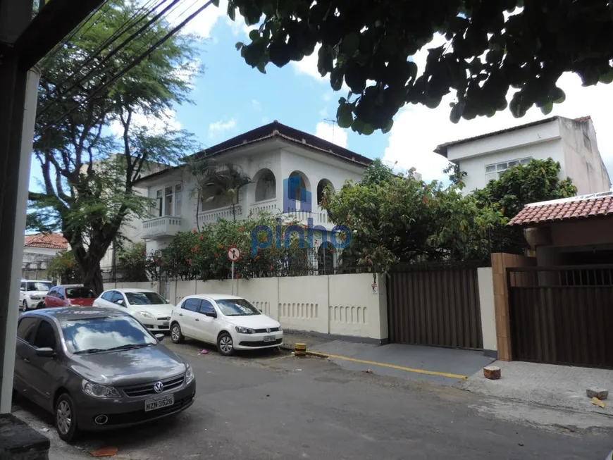 Foto 1 de Casa com 6 Quartos à venda, 715m² em Matatu, Salvador