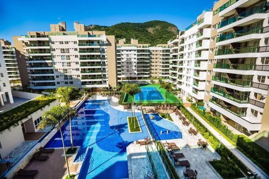 Foto 1 de Apartamento com 2 Quartos à venda, 71m² em Recreio Dos Bandeirantes, Rio de Janeiro