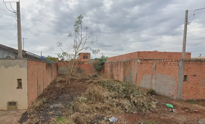 Foto 1 de Lote/Terreno à venda, 200m² em Jardim das Aroeiras, Jardinópolis