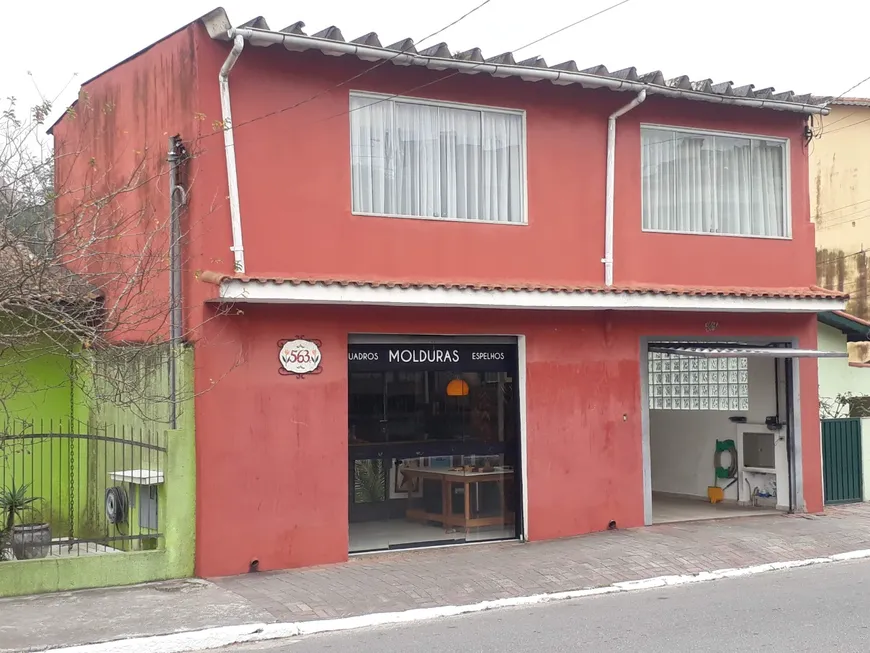 Foto 1 de Sobrado com 4 Quartos à venda, 294m² em Centro, Ribeirão Pires
