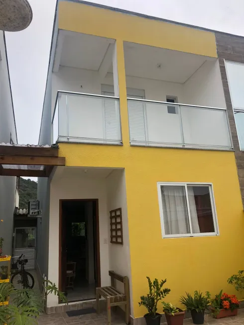 Foto 1 de Casa de Condomínio com 2 Quartos à venda, 80m² em Ingleses do Rio Vermelho, Florianópolis