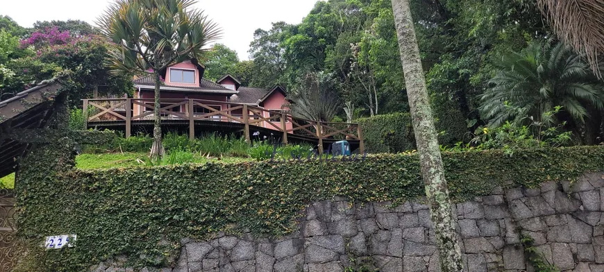 Foto 1 de Casa de Condomínio com 3 Quartos à venda, 236m² em Parque Petrópolis, Mairiporã