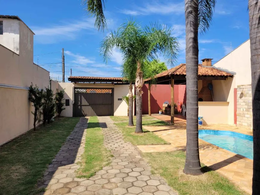 Foto 1 de Casa com 4 Quartos à venda, 250m² em Vila Pacífico, Bauru