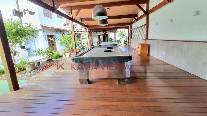 Foto 1 de Casa com 5 Quartos à venda, 370m² em Mata da Praia, Vitória