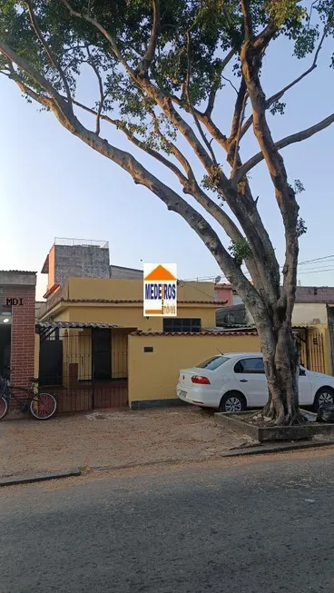 Foto 1 de Casa com 3 Quartos à venda, 180m² em Coelho Neto, Rio de Janeiro