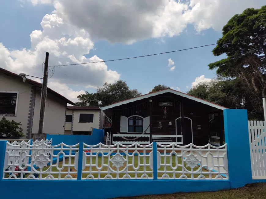 Foto 1 de Casa de Condomínio com 3 Quartos à venda, 160m² em Jardim das Palmeiras, São Paulo