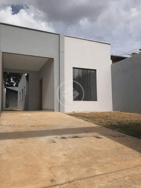 Foto 1 de Casa com 2 Quartos à venda, 83m² em Jardim Veneza, Aparecida de Goiânia