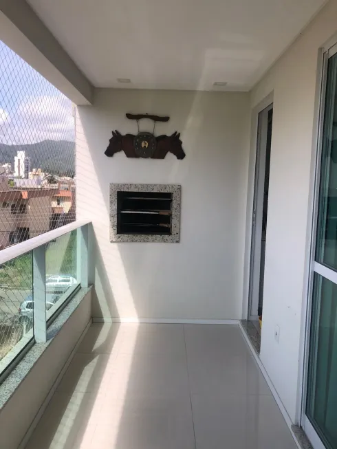 Foto 1 de Apartamento com 2 Quartos à venda, 70m² em Centro, Camboriú