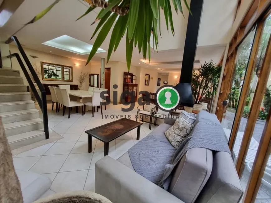 Foto 1 de Casa de Condomínio com 4 Quartos à venda, 369m² em Cidade Jardim, São Paulo