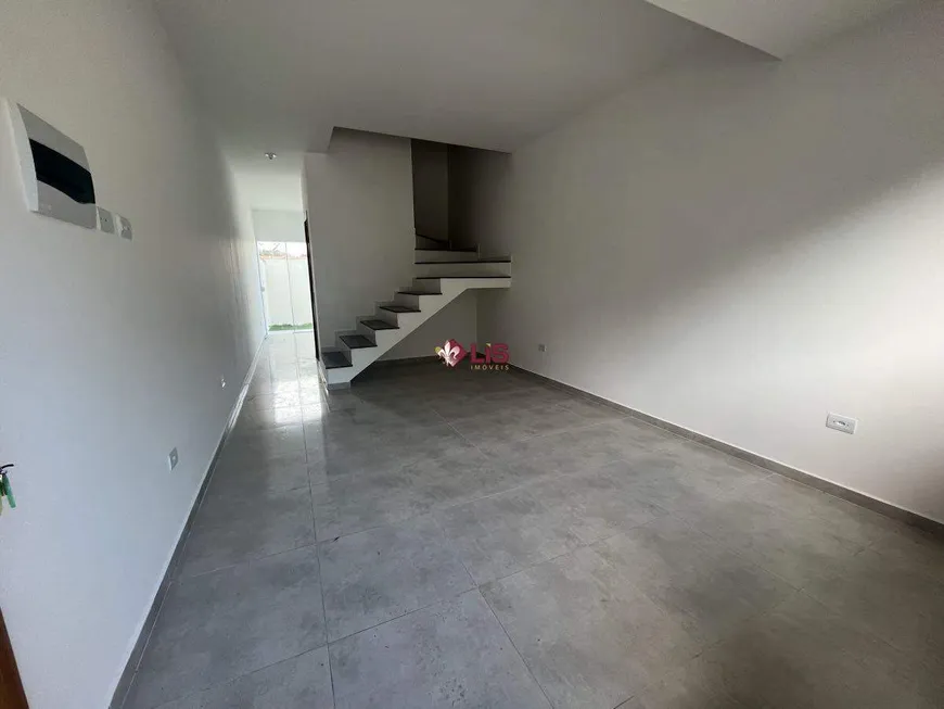Foto 1 de Casa de Condomínio com 2 Quartos à venda, 90m² em Massaguaçu, Caraguatatuba