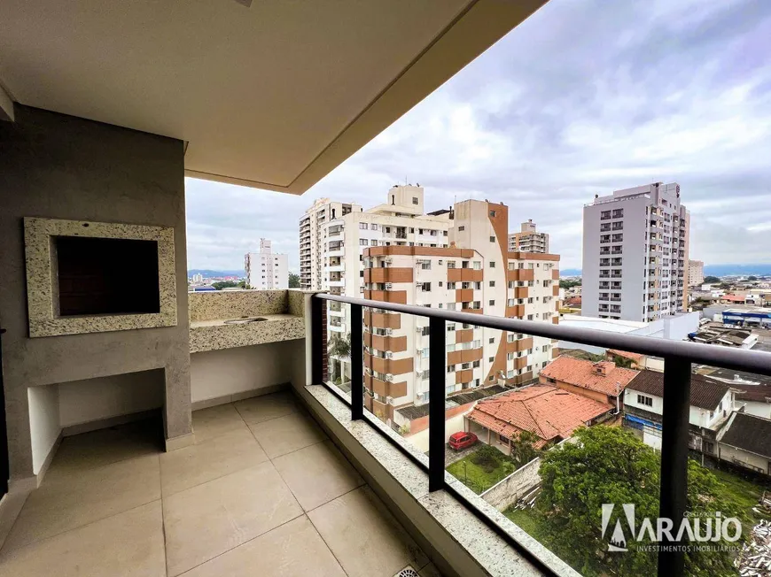 Foto 1 de Apartamento com 2 Quartos à venda, 67m² em Sao Joao, Itajaí